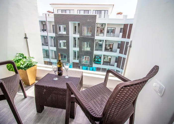 Apartman 2 Bed Apt-sleeps 4-balcony-hotel Services